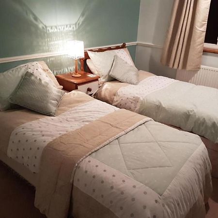 Chimneys B&B Holbrook  Luaran gambar